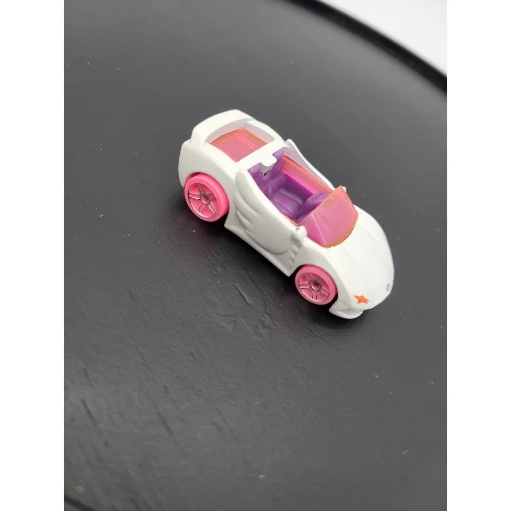 Hot Wheels Barbie Extra Convertible Car White/Pink/Purple Diecast 2021 1:64